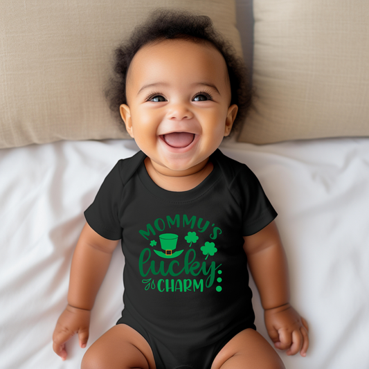 🍀👶 Mommy’s Lucky Charm Baby Onesie 💚✨